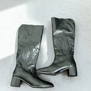 Black Western Cowboy Boots Block Heel Embroidered Tall Cowgirl Boots 8